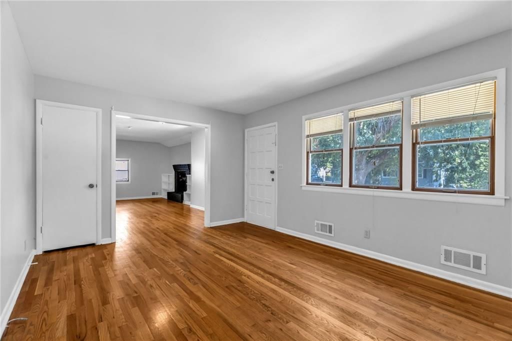 3724 S Osage Street — photo 6
