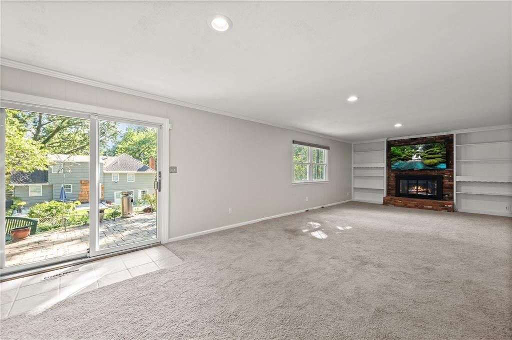 10713 W 98th Terrace — photo 25