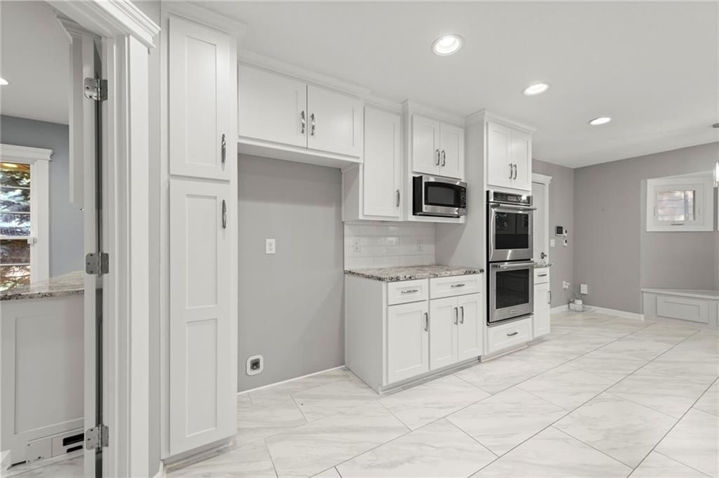 10713 W 98th Terrace — photo 6