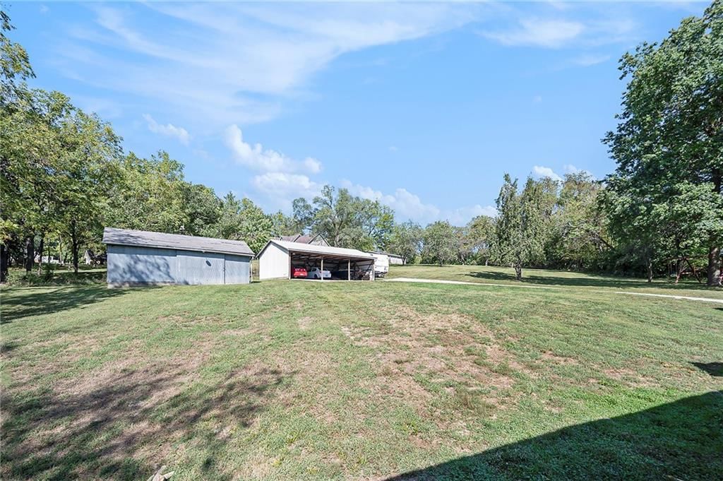 5501 N Lucerne Avenue — photo 31