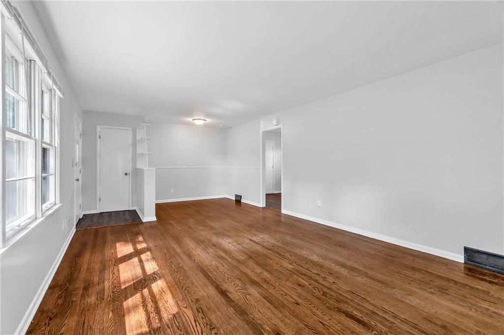 304 SW 7th Street Terrace — photo 5