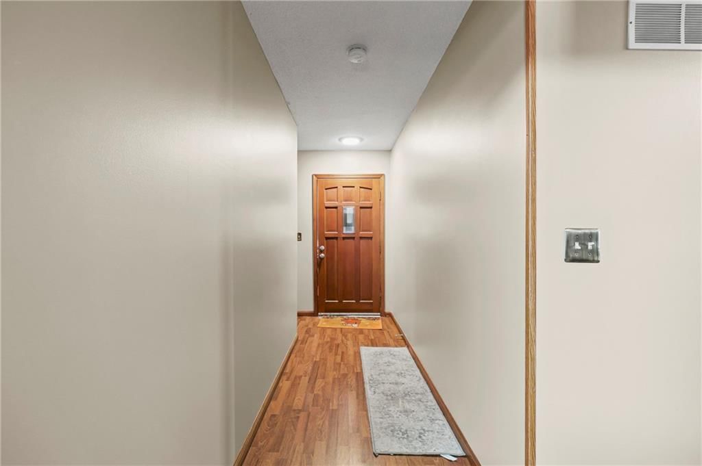 101 Fairview Avenue — photo 8