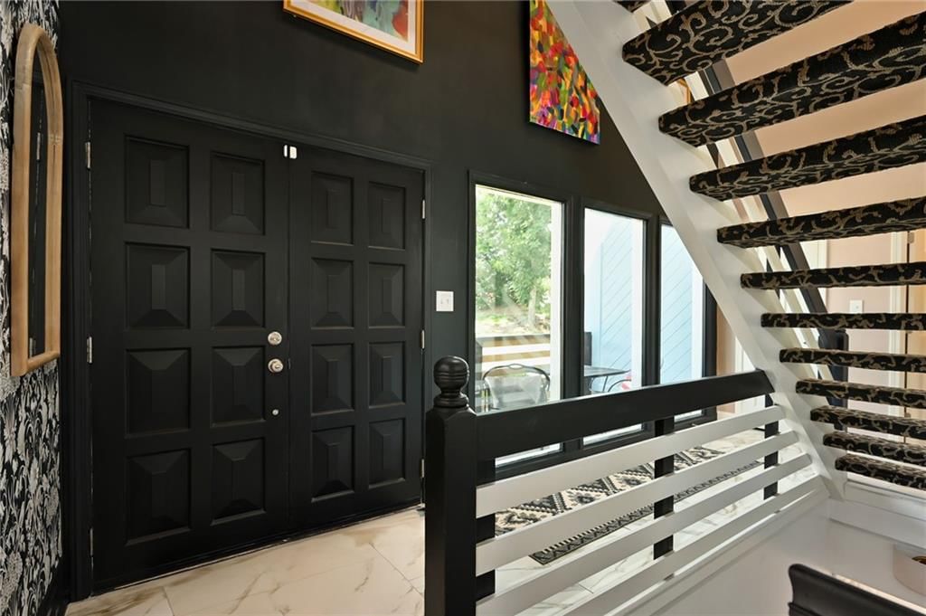 208 NE Landings Circle — photo 5