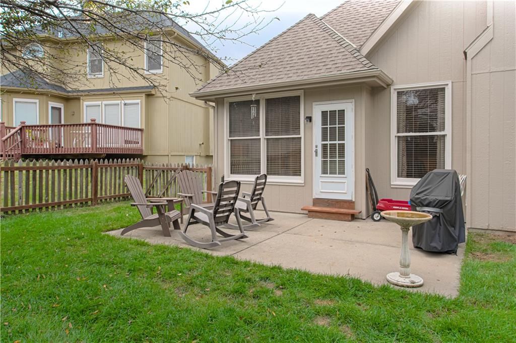 7611 NW 74th Street — photo 32