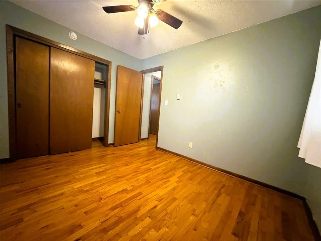 406 W George Street — photo 15