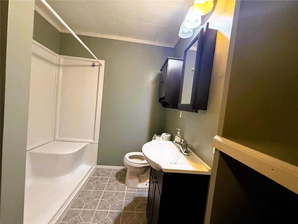 406 W George Street — photo 17
