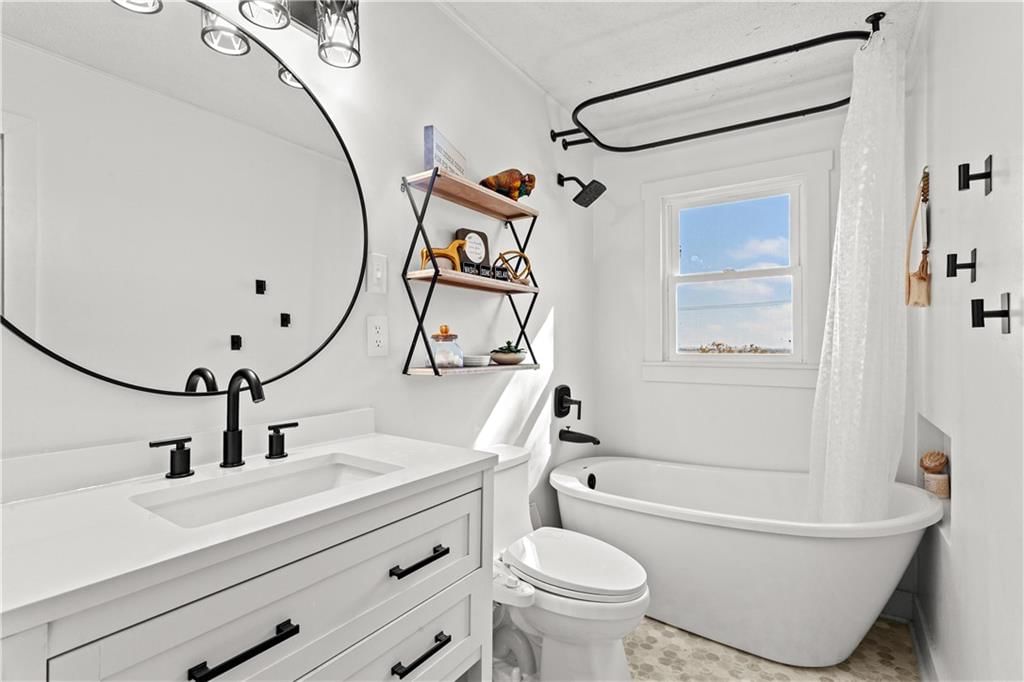 2908 S Broadway Street — photo 11