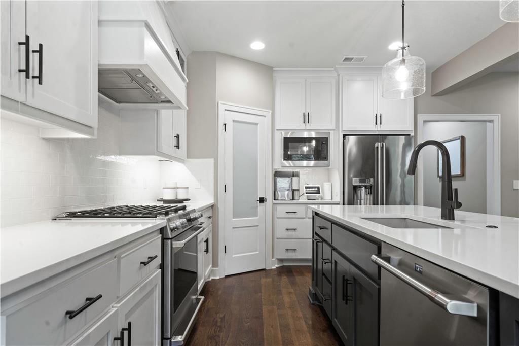 11038 Palisade Street — photo 14
