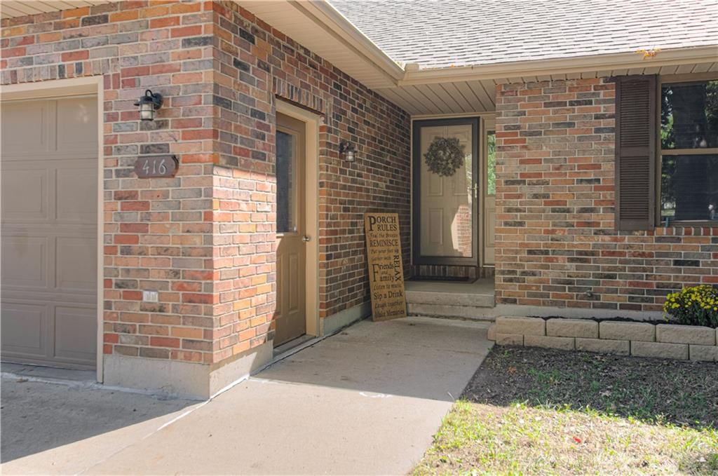 416 E Marion Street — photo 2