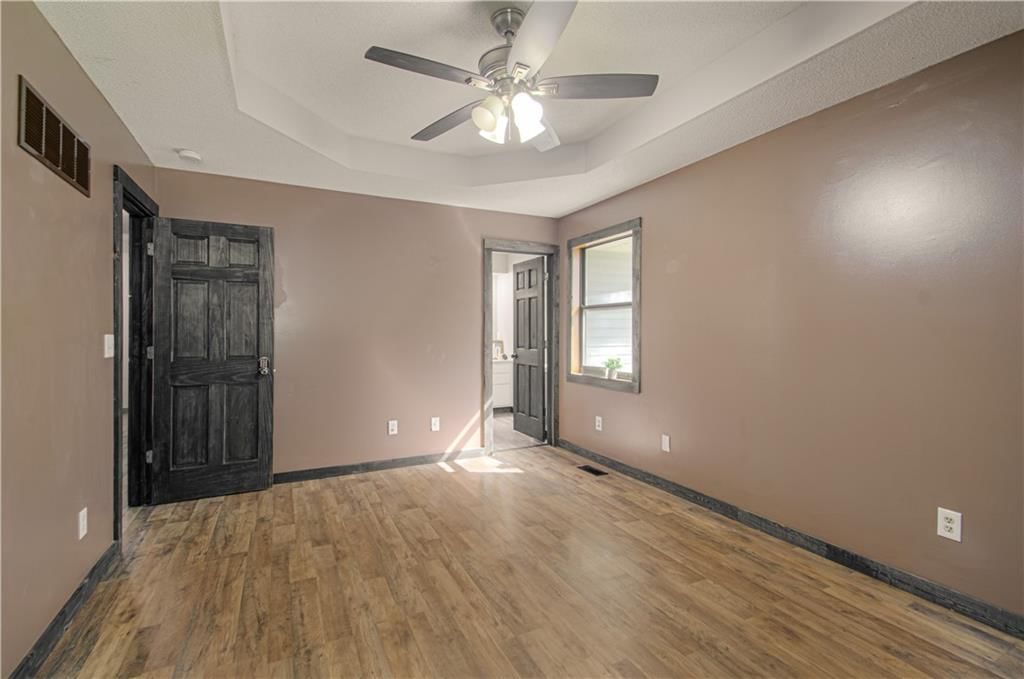 416 E Marion Street — photo 14