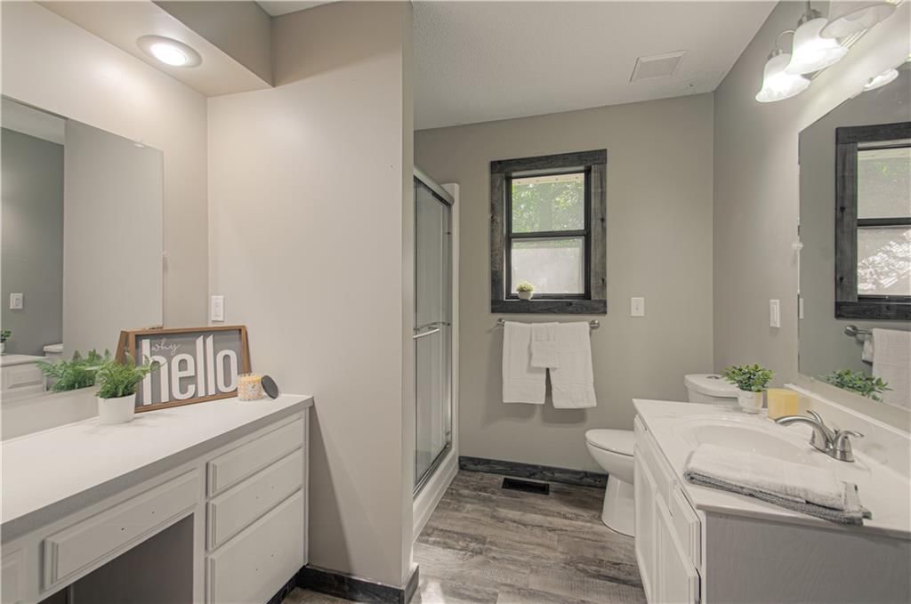 416 E Marion Street — photo 15