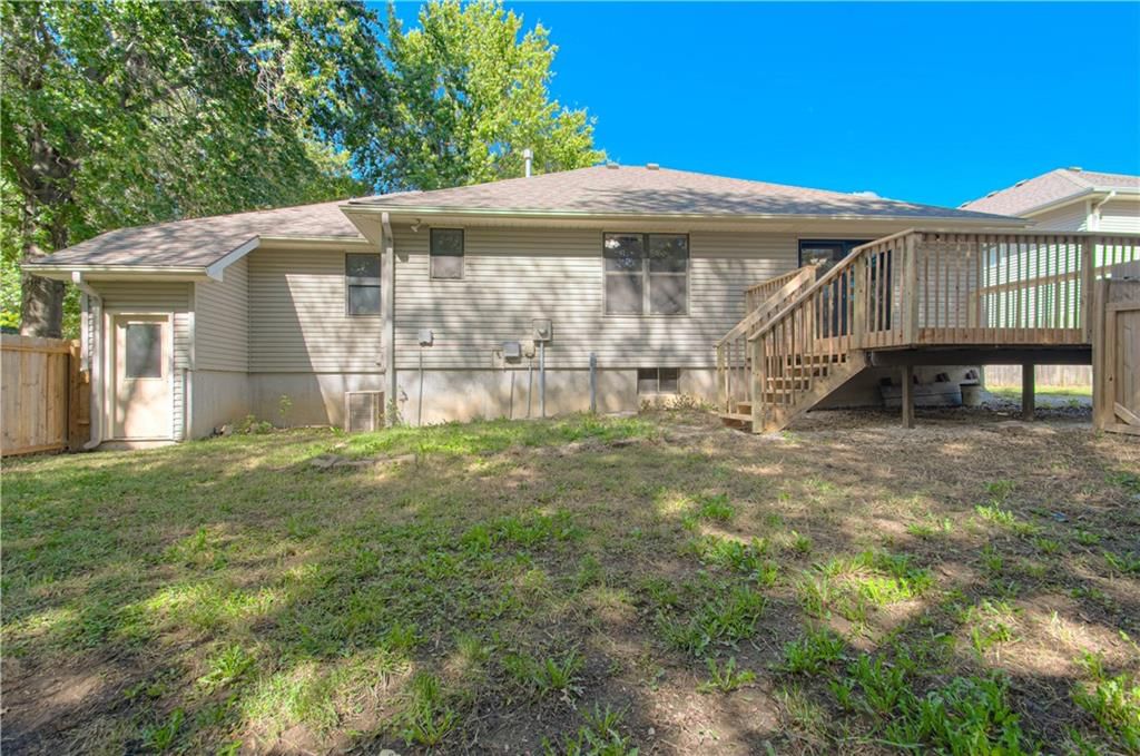 416 E Marion Street — photo 27