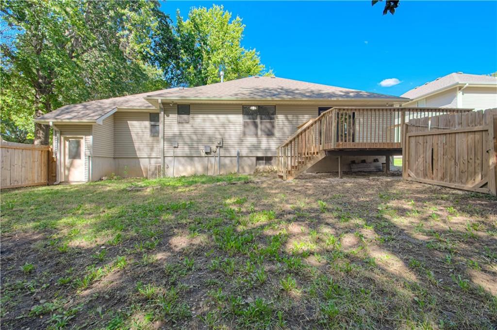 416 E Marion Street — photo 28