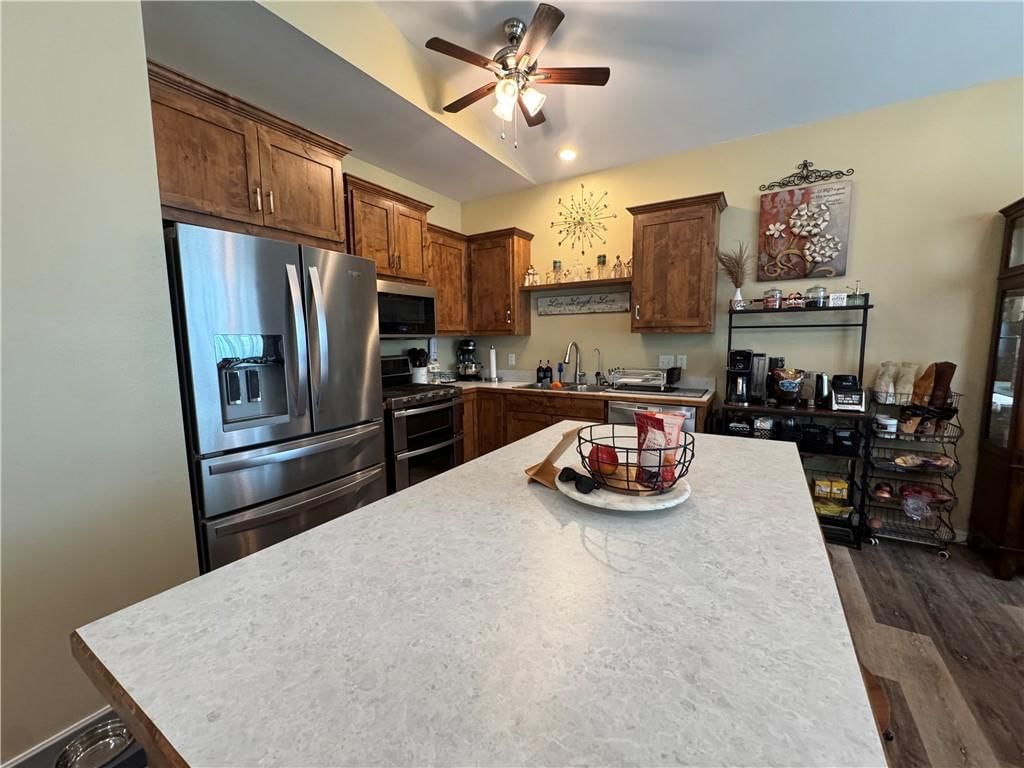 104 S Jefferson Street — photo 13