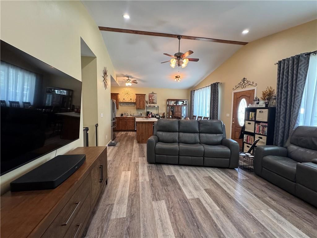 104 S Jefferson Street — photo 9