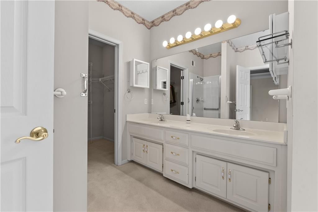 3107 S Cochise Avenue — photo 20