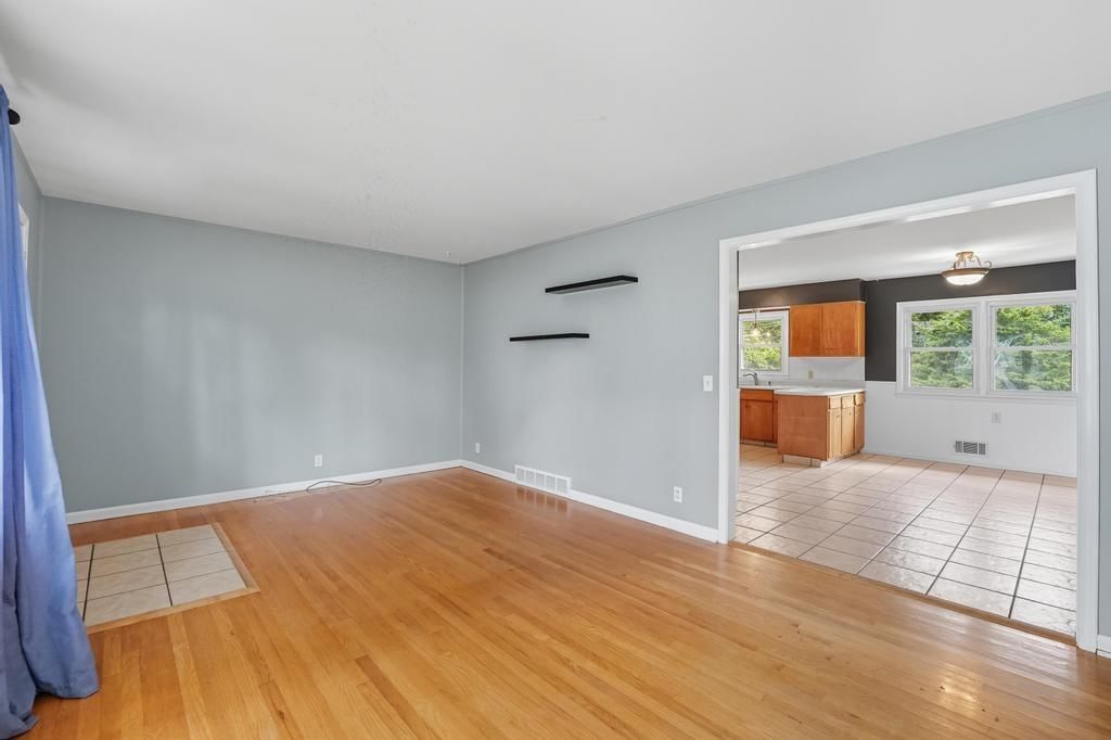 907 SW Lea Drive — photo 6