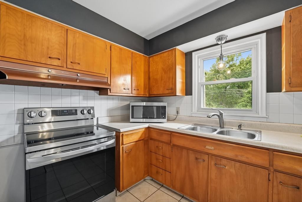 907 SW Lea Drive — photo 10