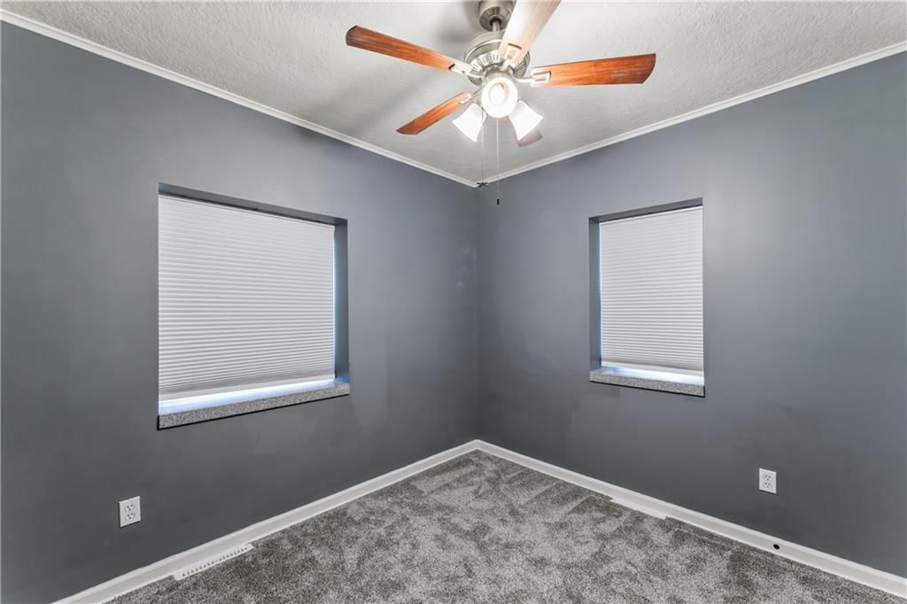 706 S Kansas Avenue — photo 15