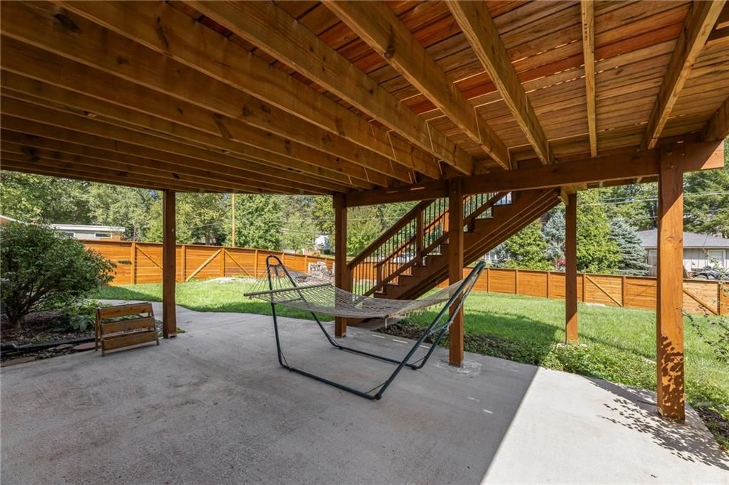 9135 Hayes Drive — photo 33