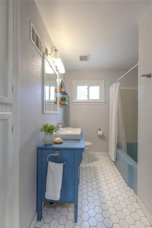 5729 Long Avenue — photo 23