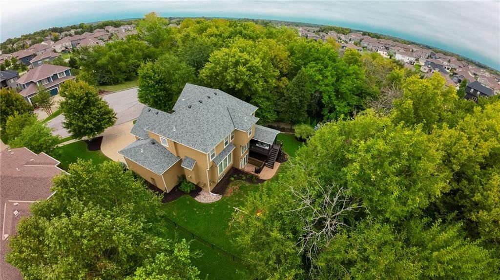 16311 W 163rd Court — photo 4