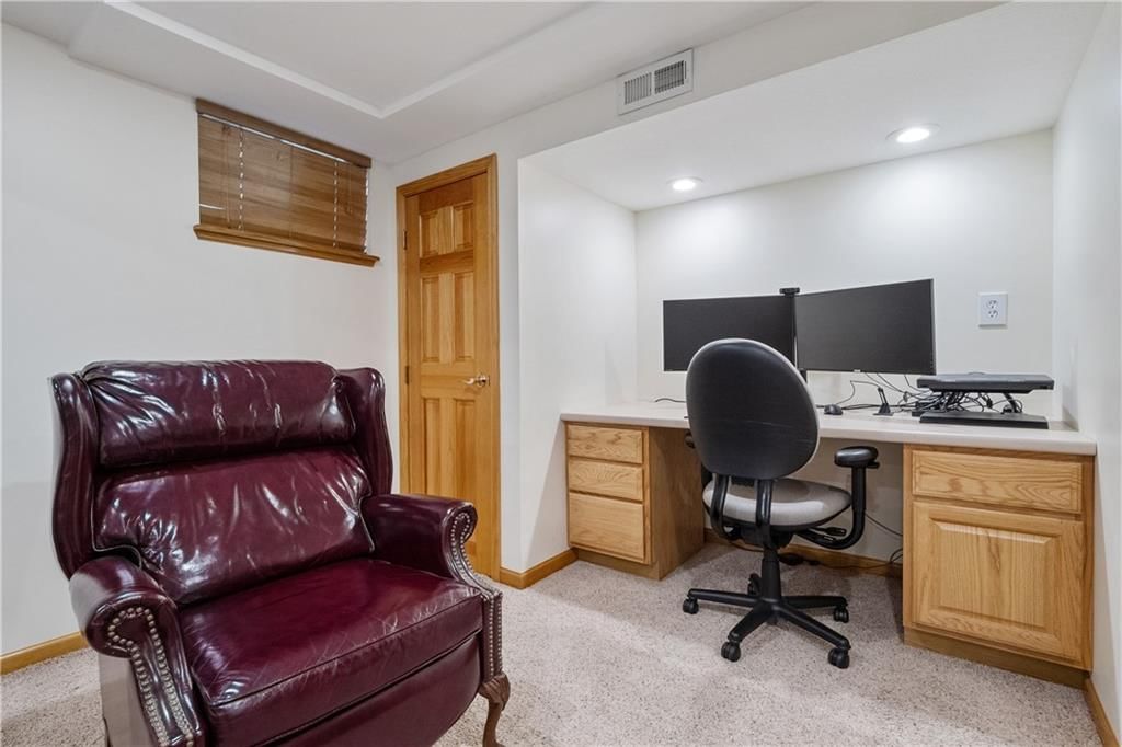 10416 Caenen Drive — photo 21