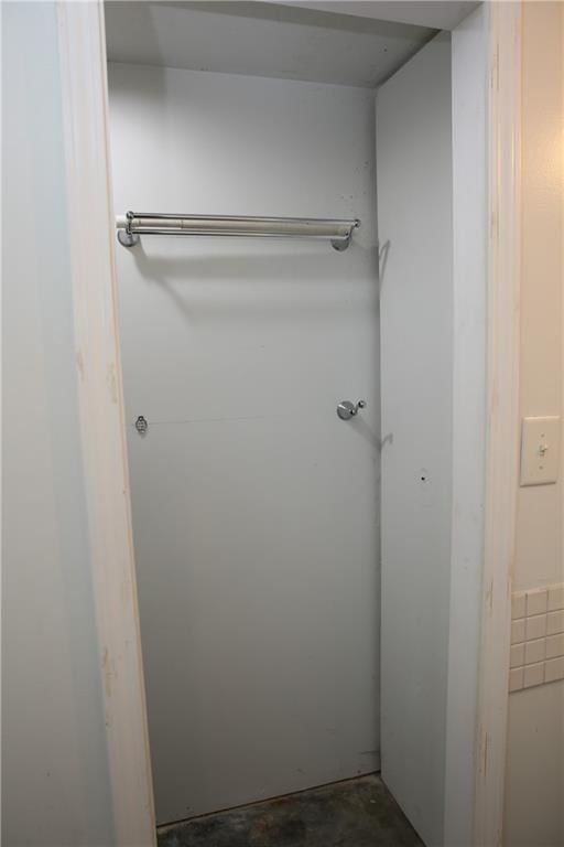 1913 S 39th Street — photo 50