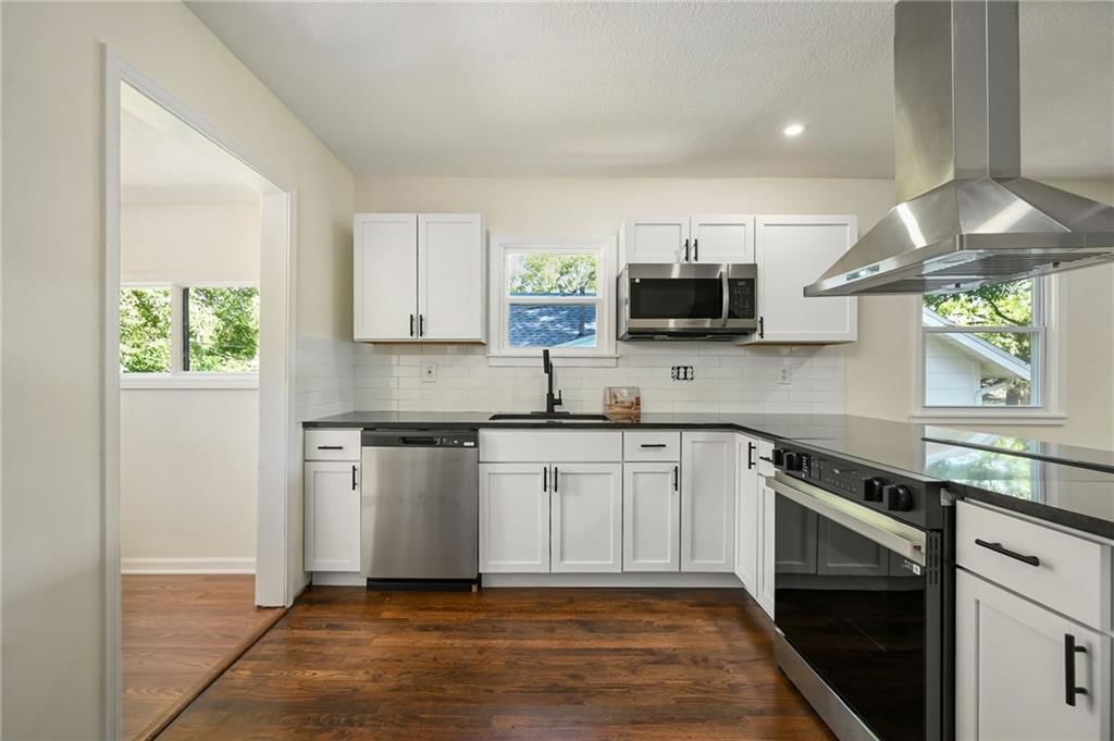 206 E 80th Street — photo 10