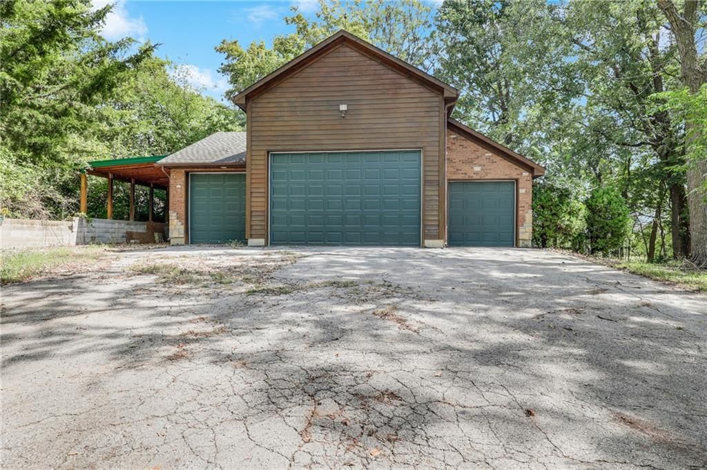 18201 E Hidden Valley Road — photo 56