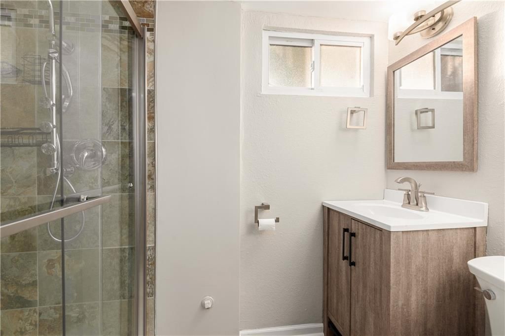 4020 N Spruce Avenue — photo 16