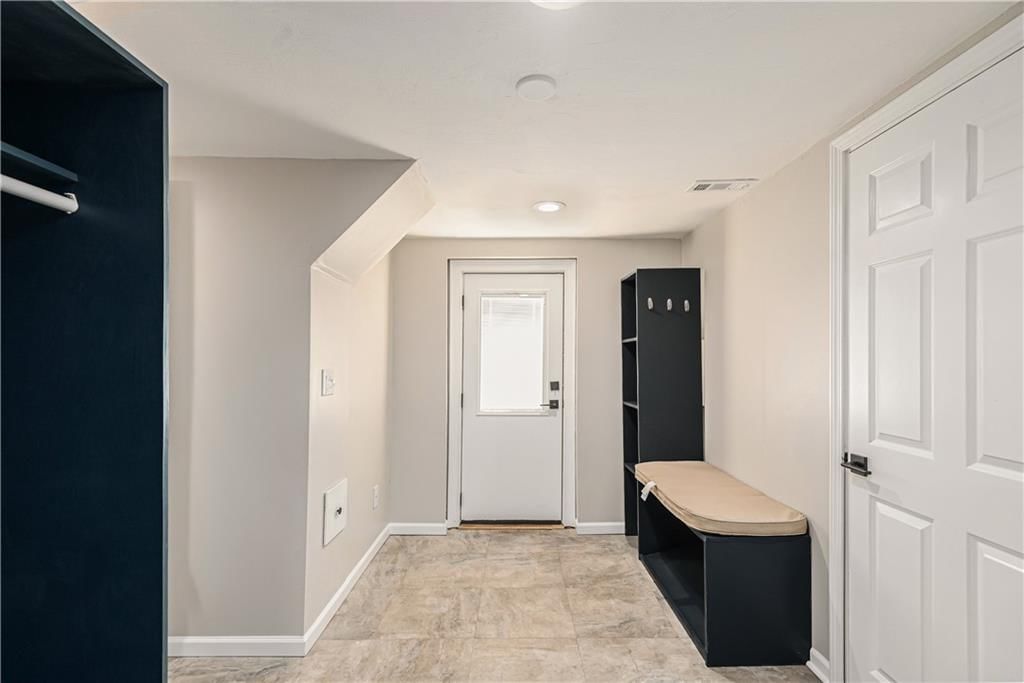 4020 N Spruce Avenue — photo 17
