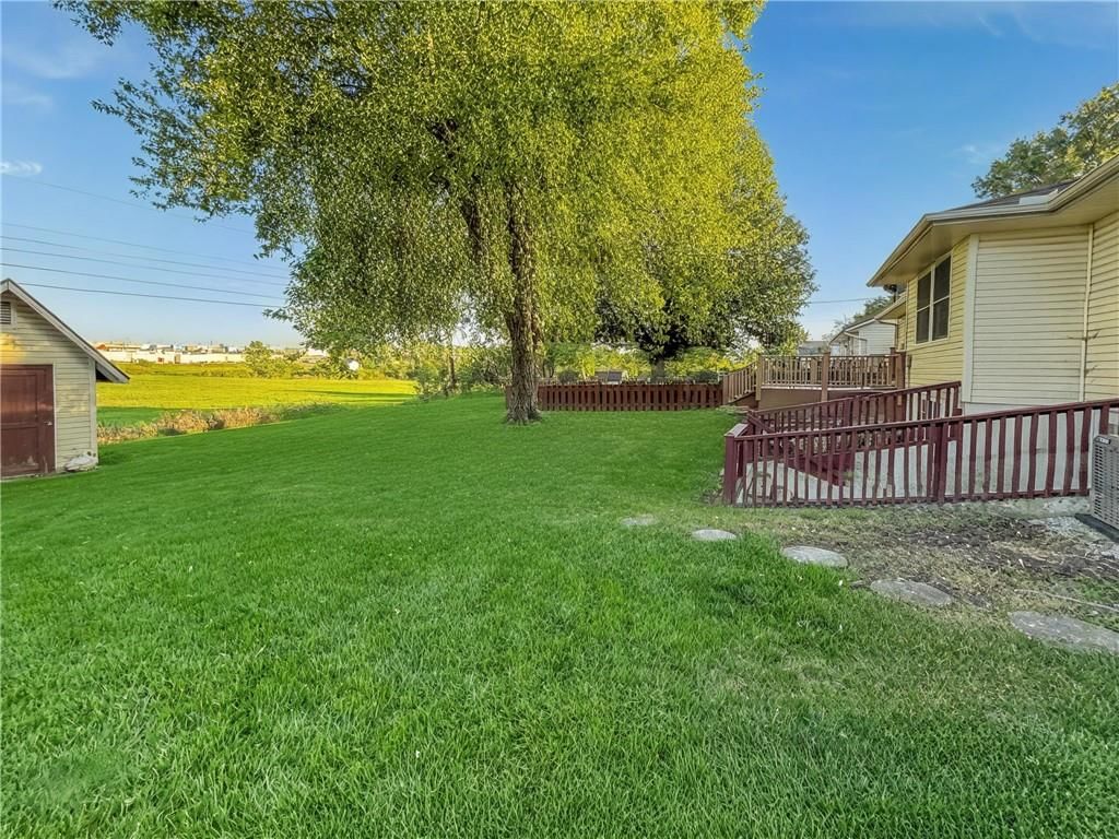 1251 E Crestview Drive — photo 18