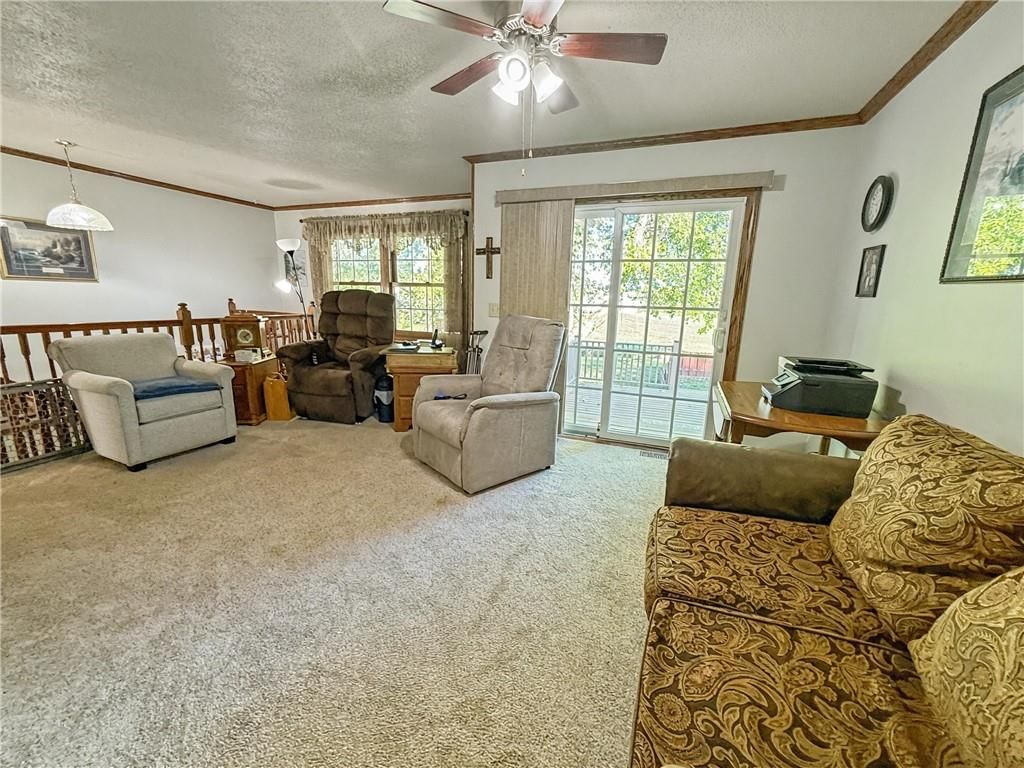 1251 E Crestview Drive — photo 9