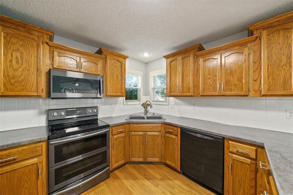 1612 Chowning Drive — photo 11