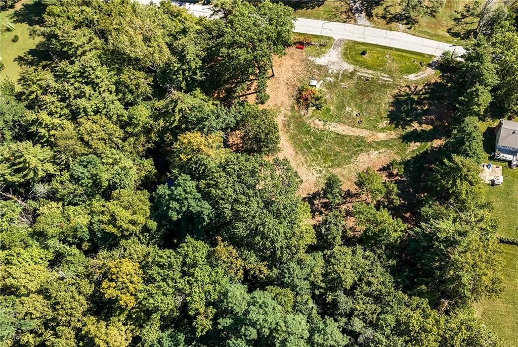 7328 NW Locust Drive — photo 3
