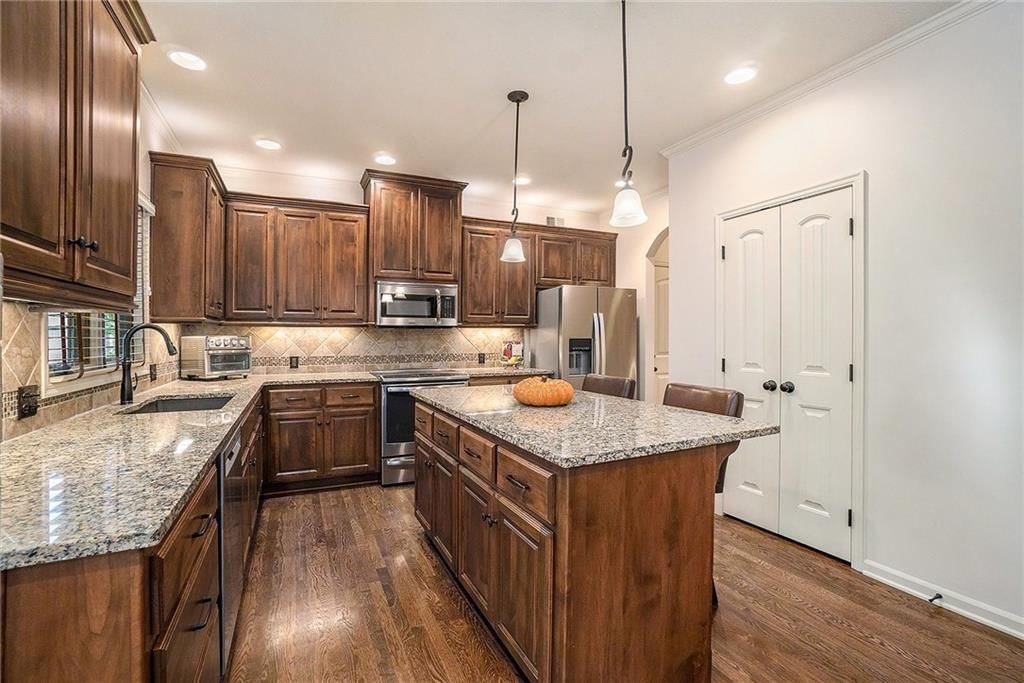 21255 W 115th Terrace — photo 9
