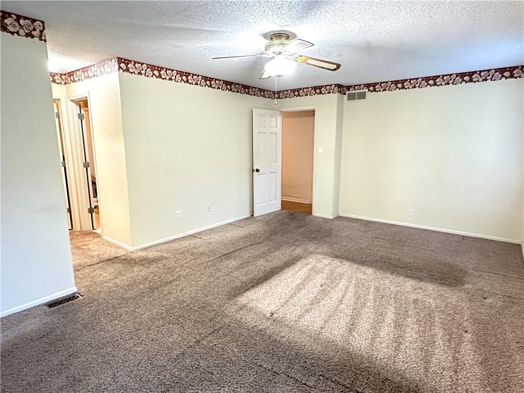 3422 Jardine Terrace — photo 15