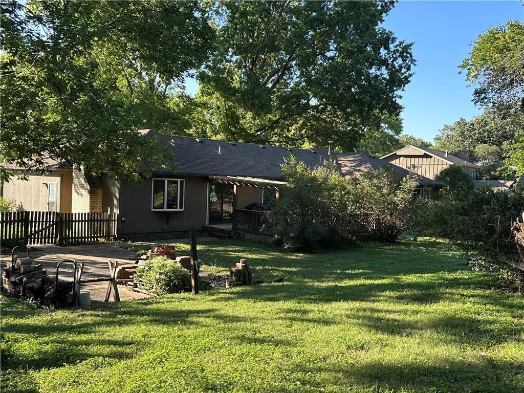 3422 Jardine Terrace — photo 41