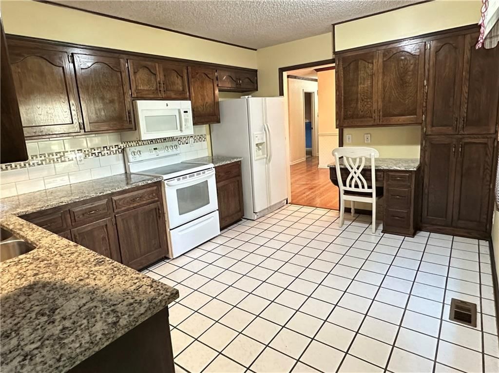 3422 Jardine Terrace — photo 6