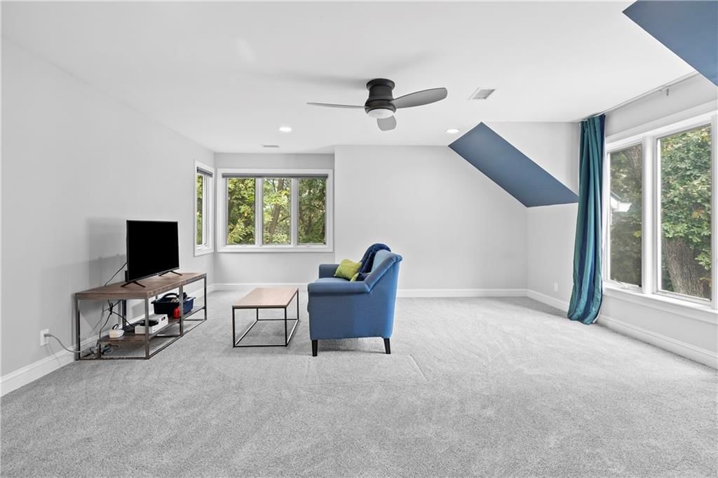 12108 Catalina Street — photo 49