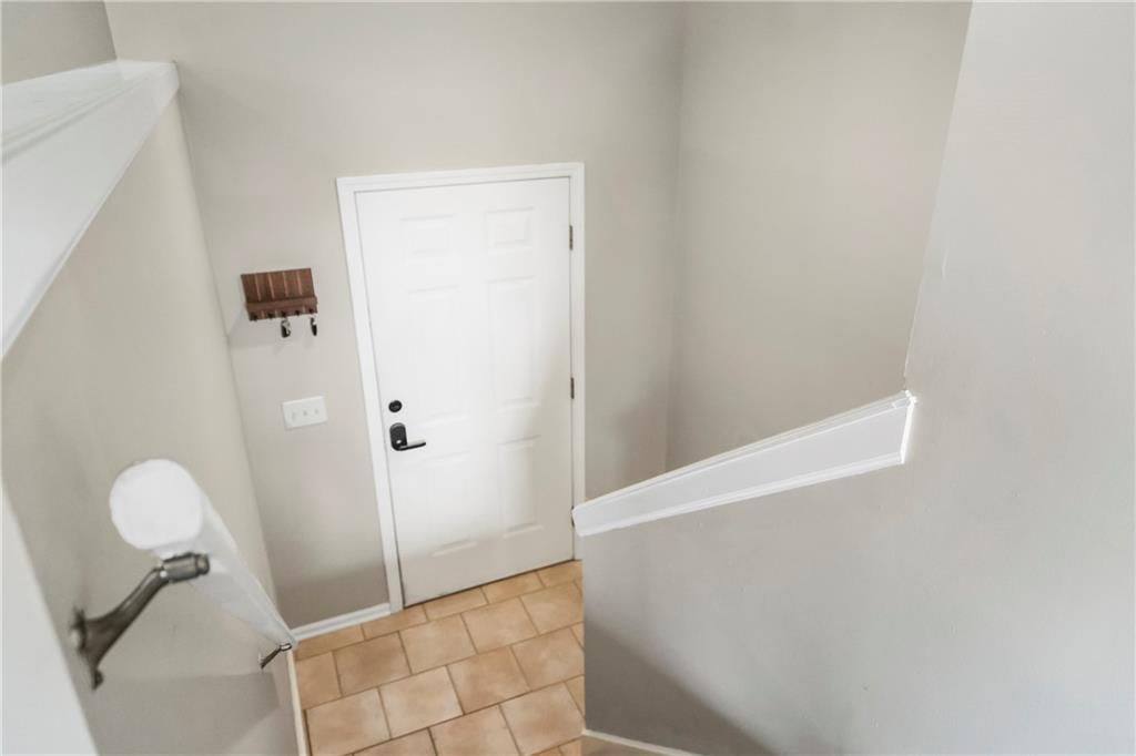 700 S DEERFIELD Drive — photo 2