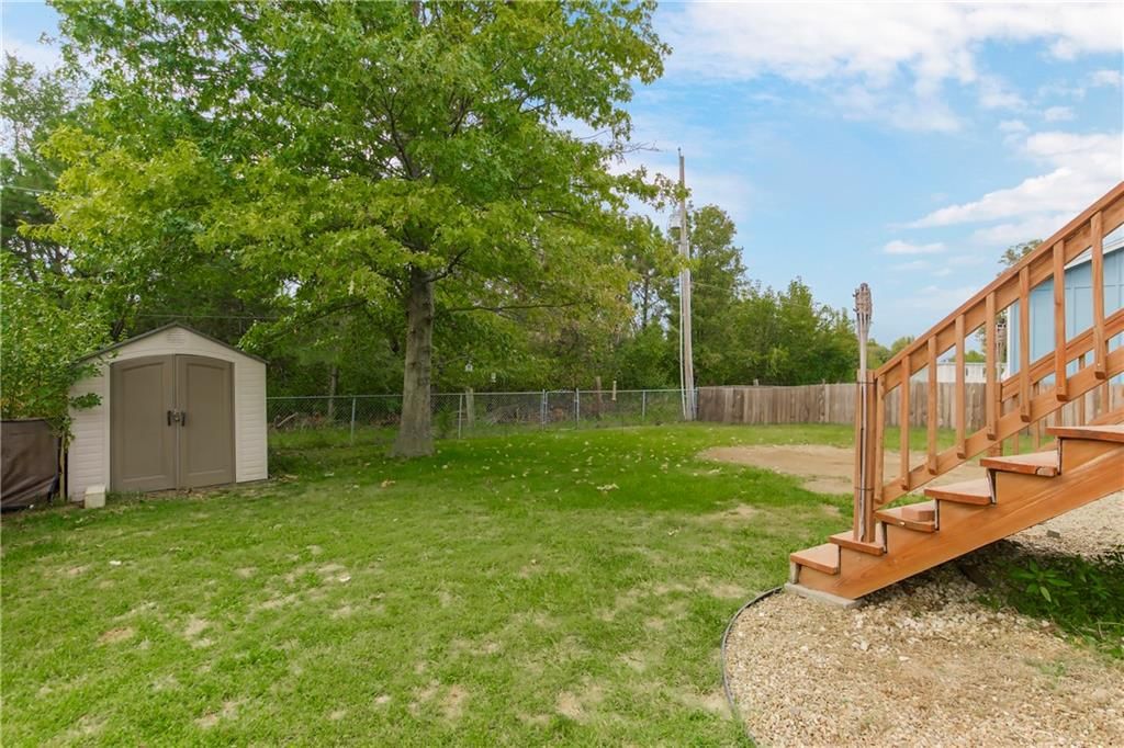 700 S DEERFIELD Drive — photo 33