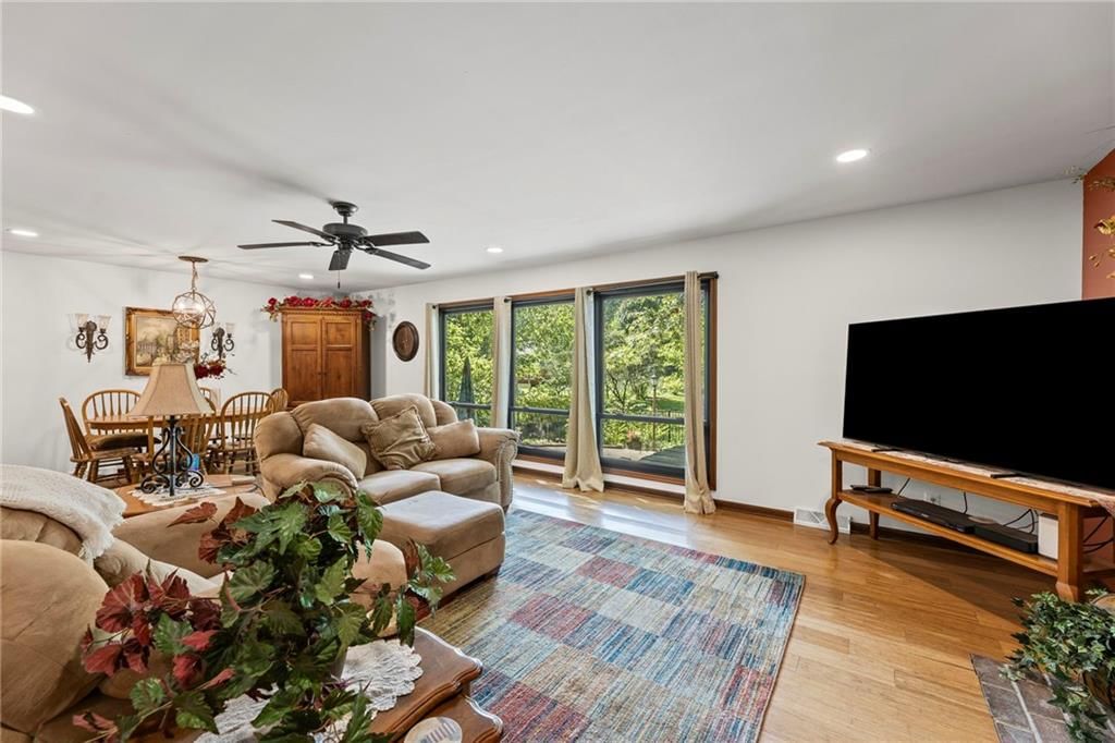 321 S Wabash Circle — photo 5