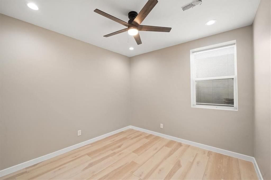 1013 Armstrong Avenue — photo 17