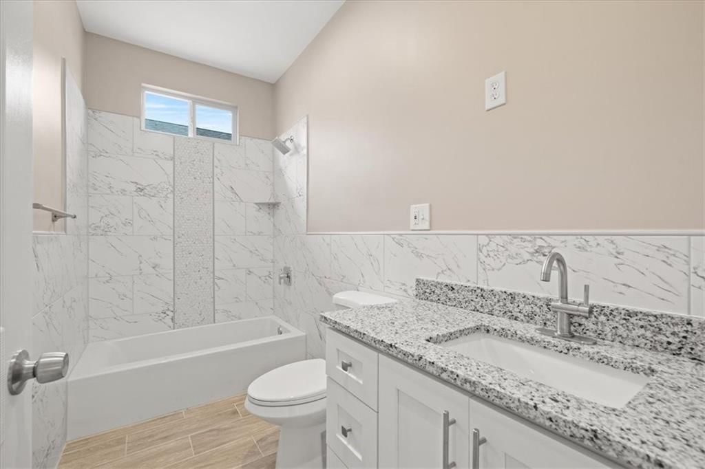 1013 Armstrong Avenue — photo 10