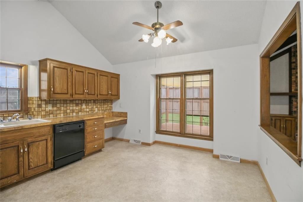 3608 SW 10th Street Court — photo 9