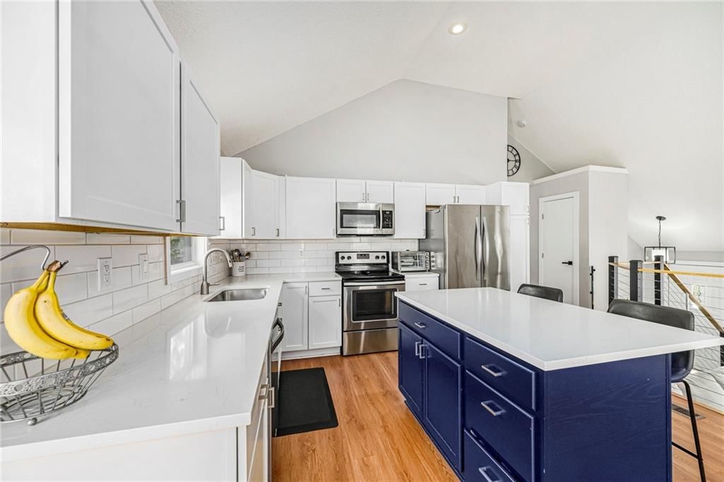 19 SW Whitlock Drive — photo 8