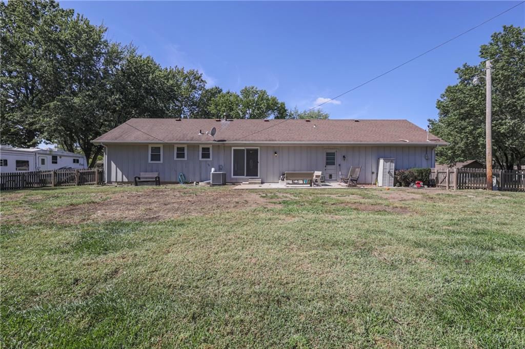 403 Ridgeway Drive — photo 20