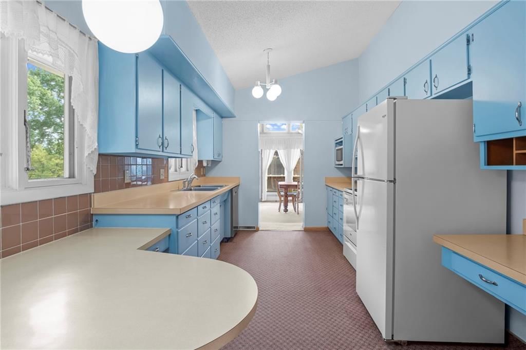 1720 Linden Lane — photo 12